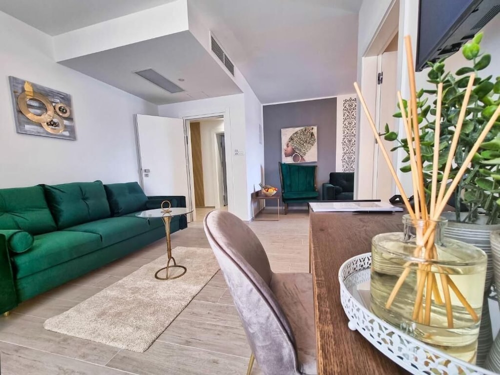 Heritage Hotel Stypia 35/50