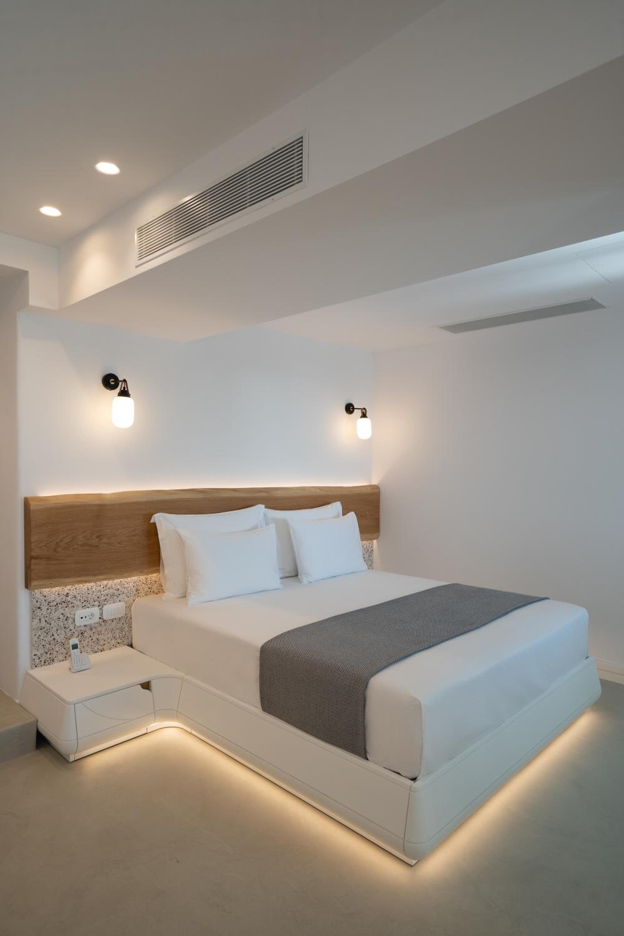 Junior Suite, Outdoor Jetted Tub