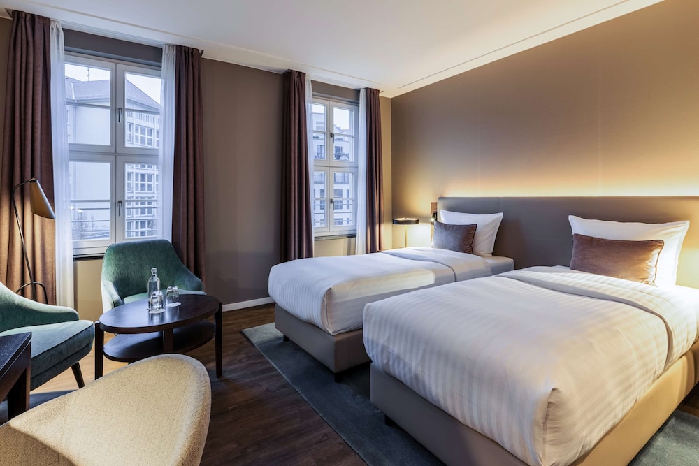 Steigenberger Hotel De Saxe 22/63