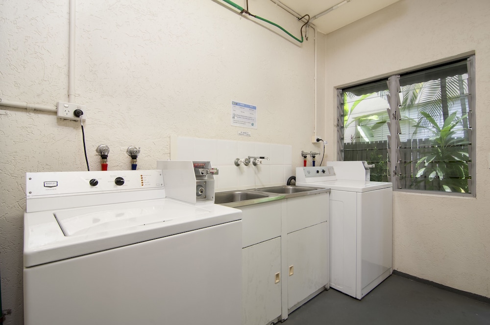 Port Douglas Retreat 10/30