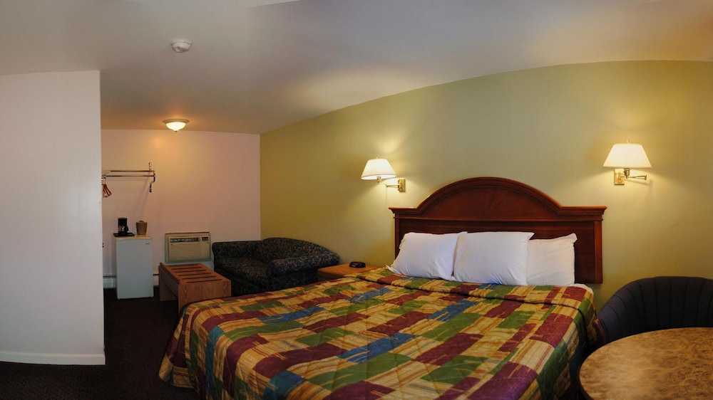 Rodeway Inn Bellows Falls 22/36
