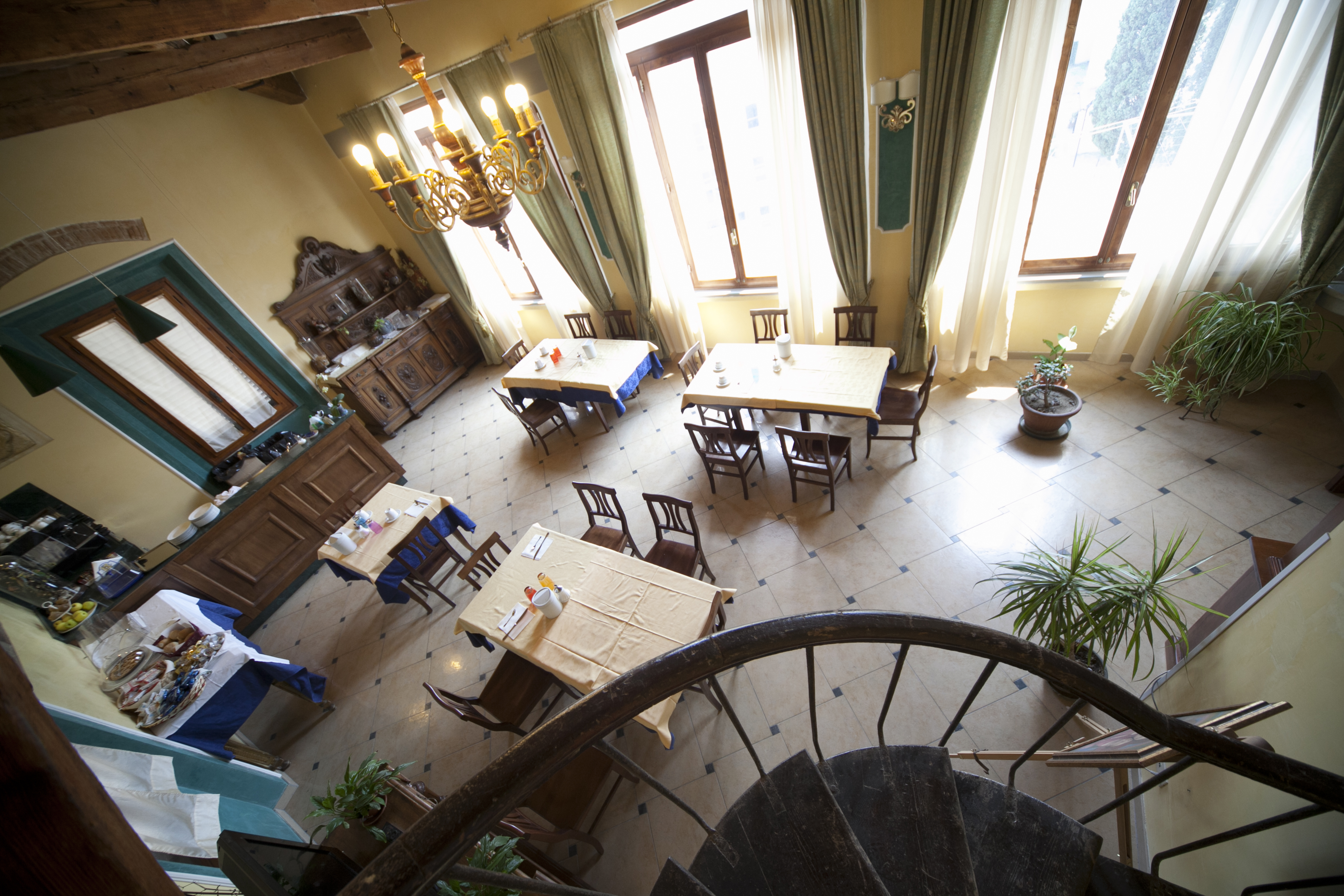 Hotel Merlini 20/28