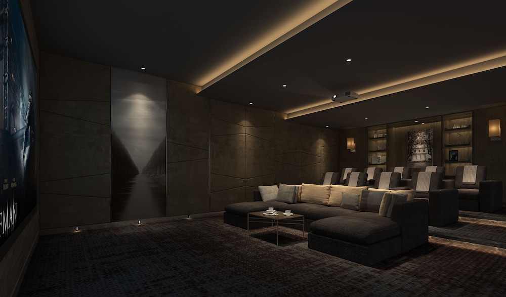 Somerset Grand Central Dalian 30/39