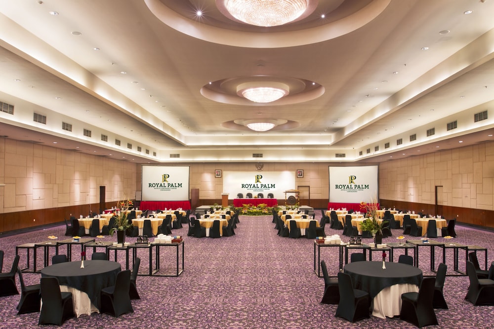 Royal Palm Hotel And Conference Center 40/58