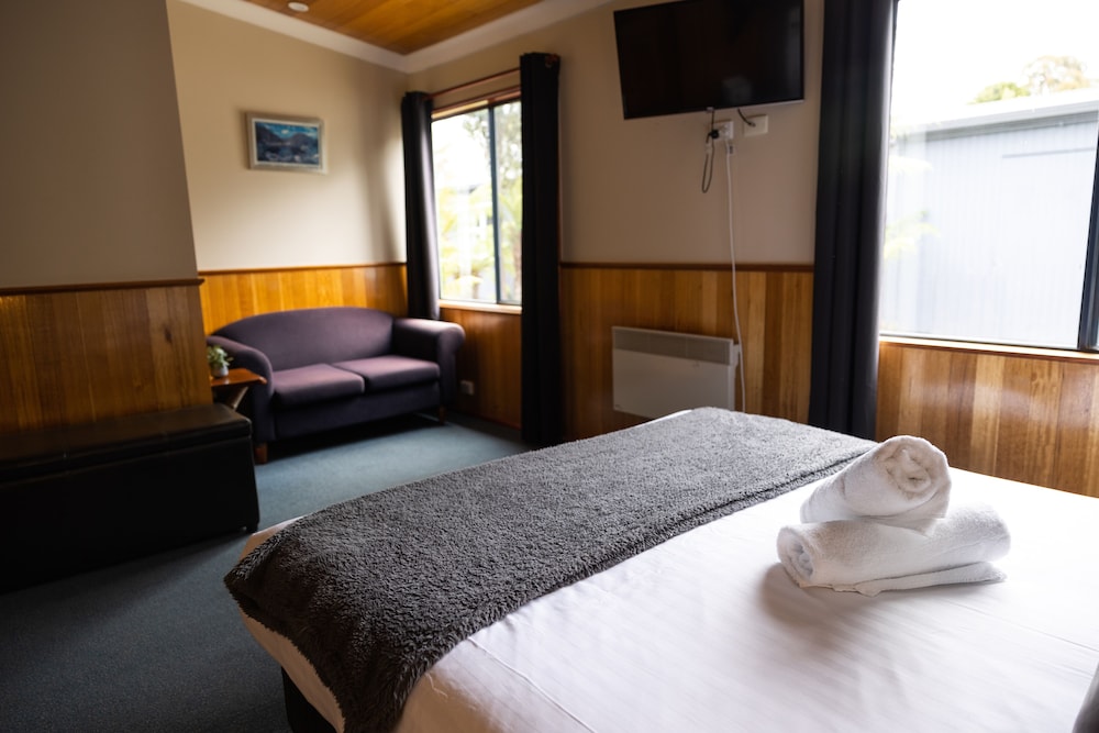 Tullah Lakeside Lodge 19/64