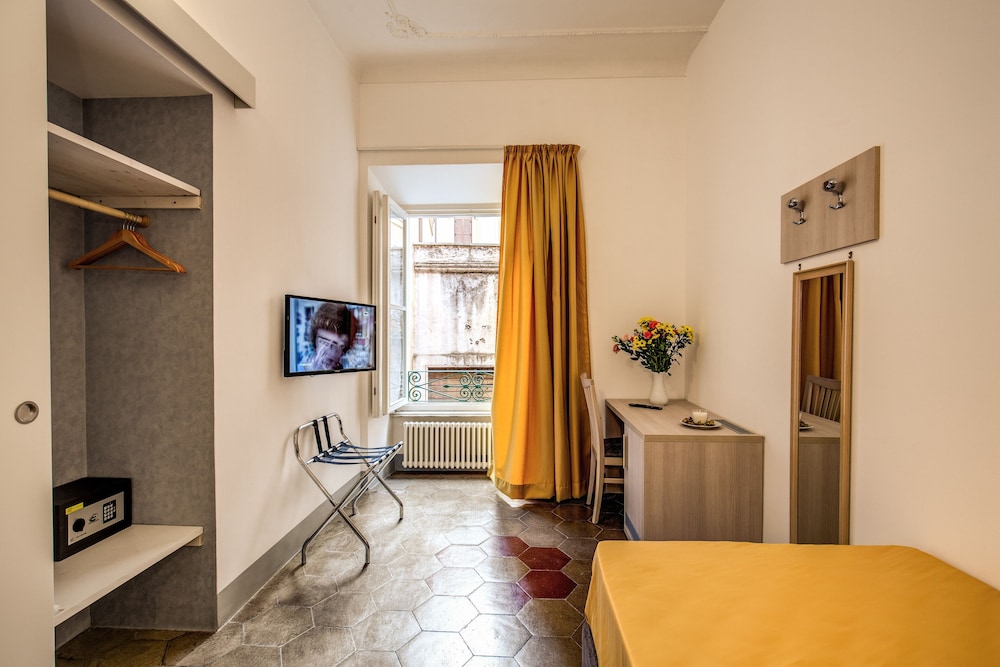 Feronia Guest House 35/54