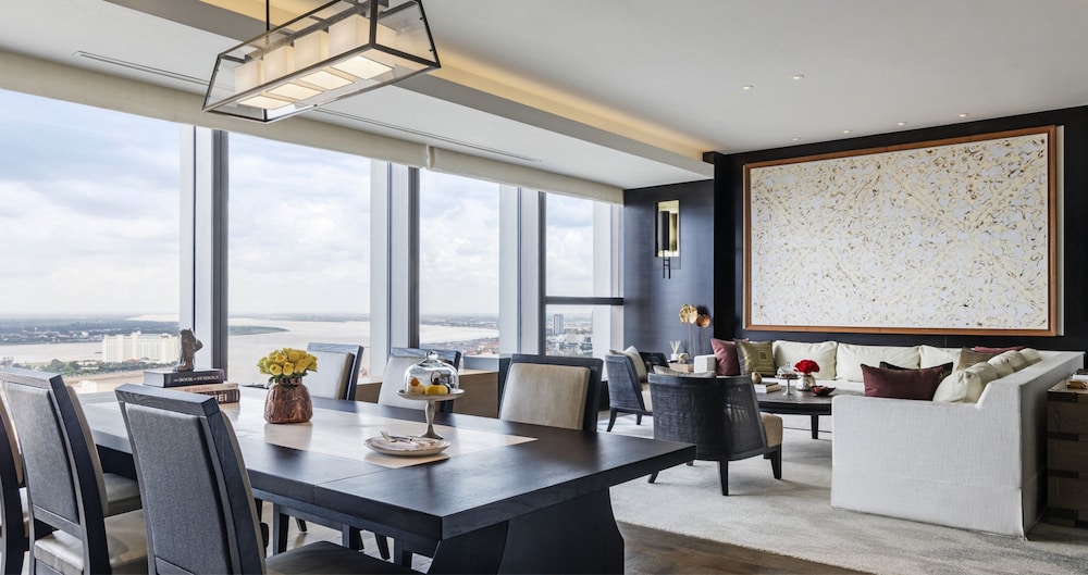Rosewood Phnom Penh 42/76