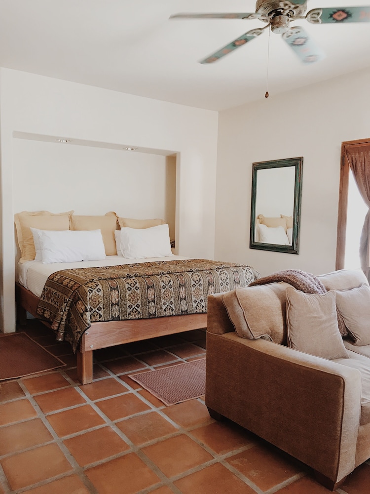 Borrego Valley Inn 15/45