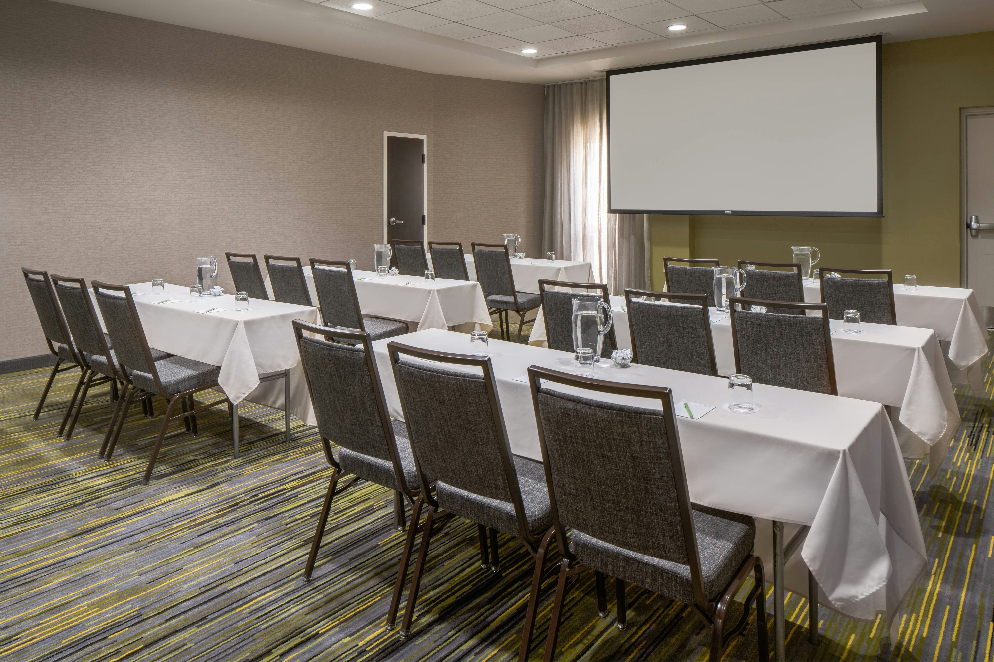 Courtyard By Marriott Miami West Fl Turnpike 9/13