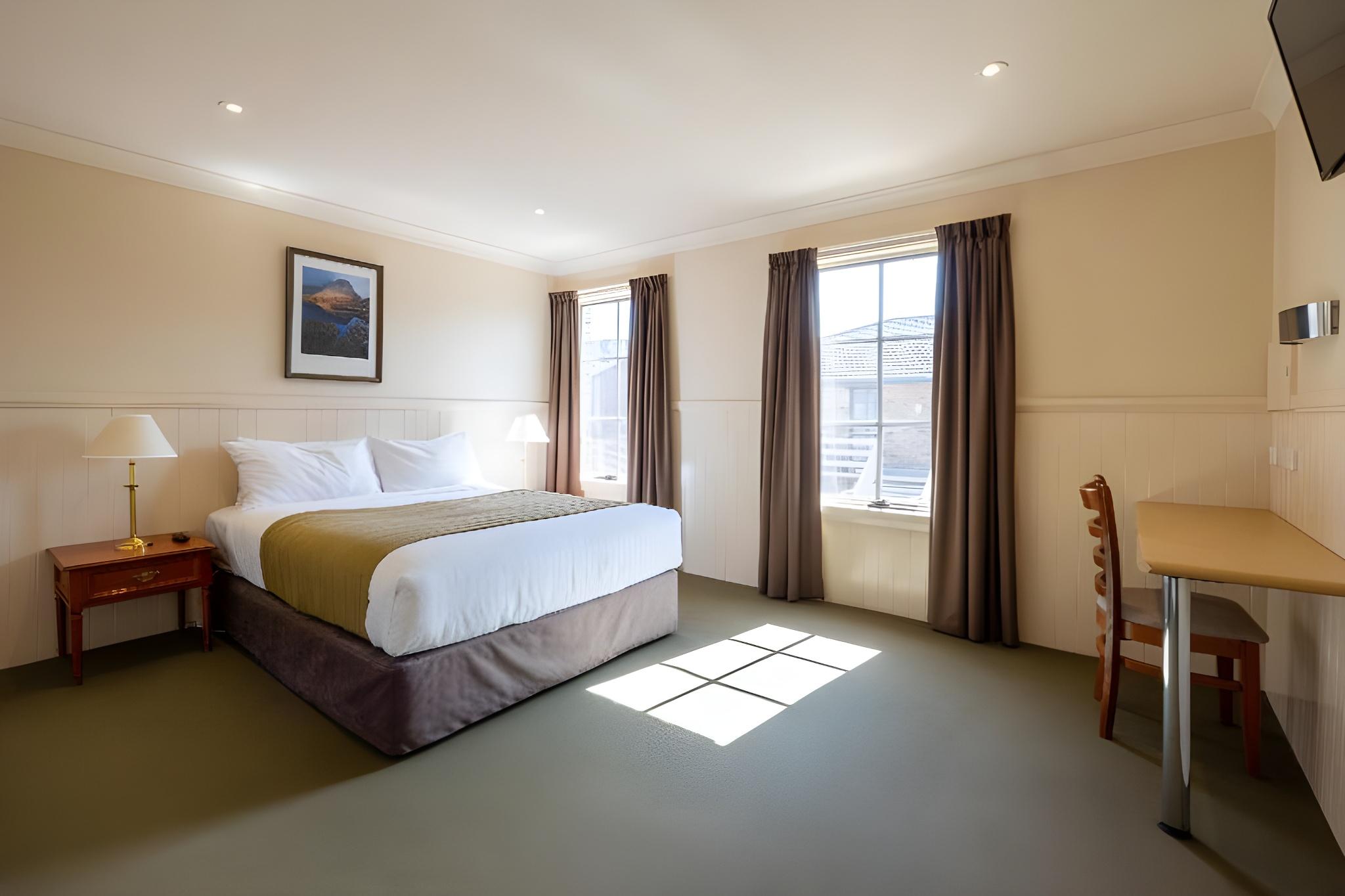 1 Bedroom, Apartment, 1 Queen and 1 Double Bed
