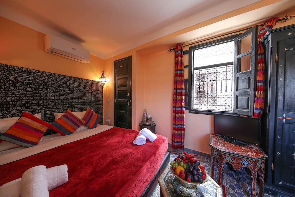 RIAD AFRICA 43/80