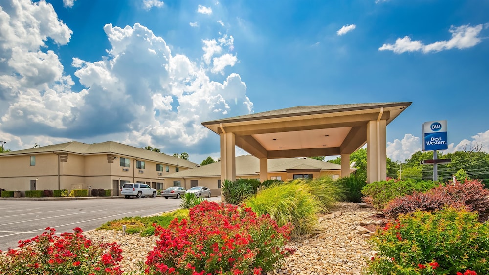 Best Western Timberridge Inn 2/29