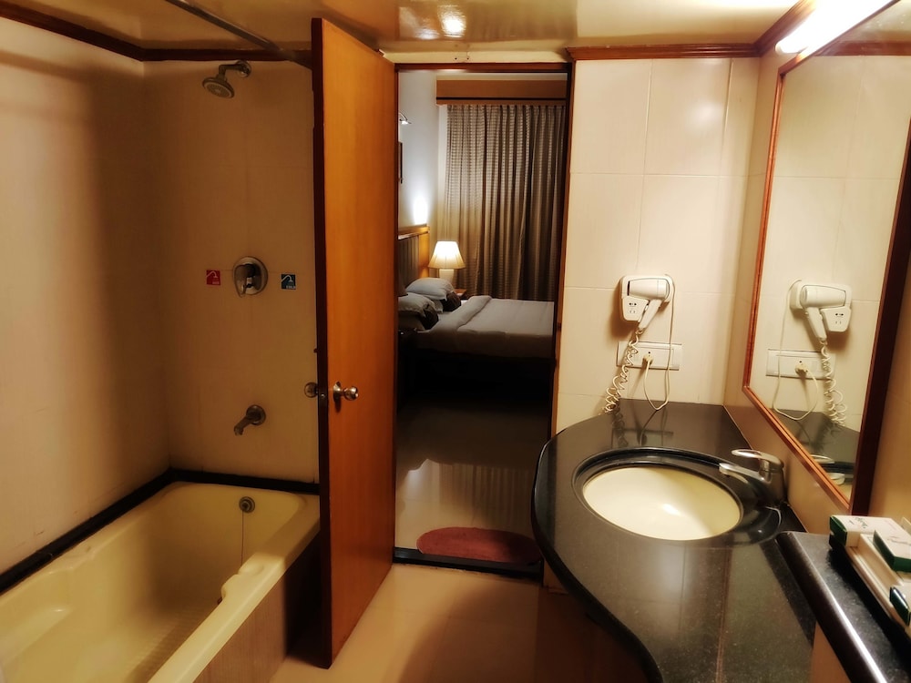 Hotel Malligi 50/50