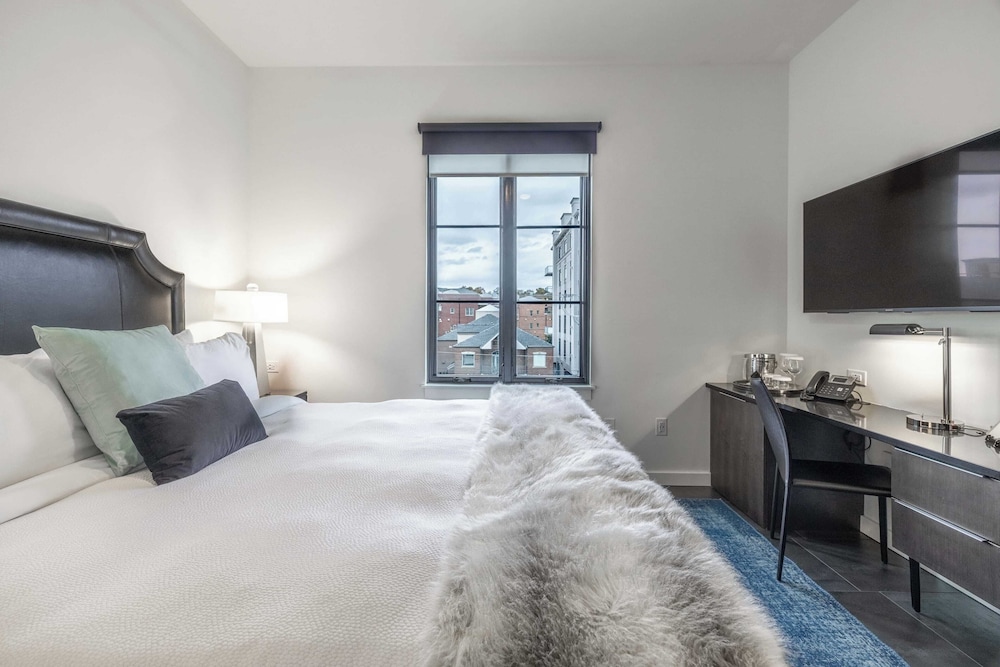 121 Hotel 32/50