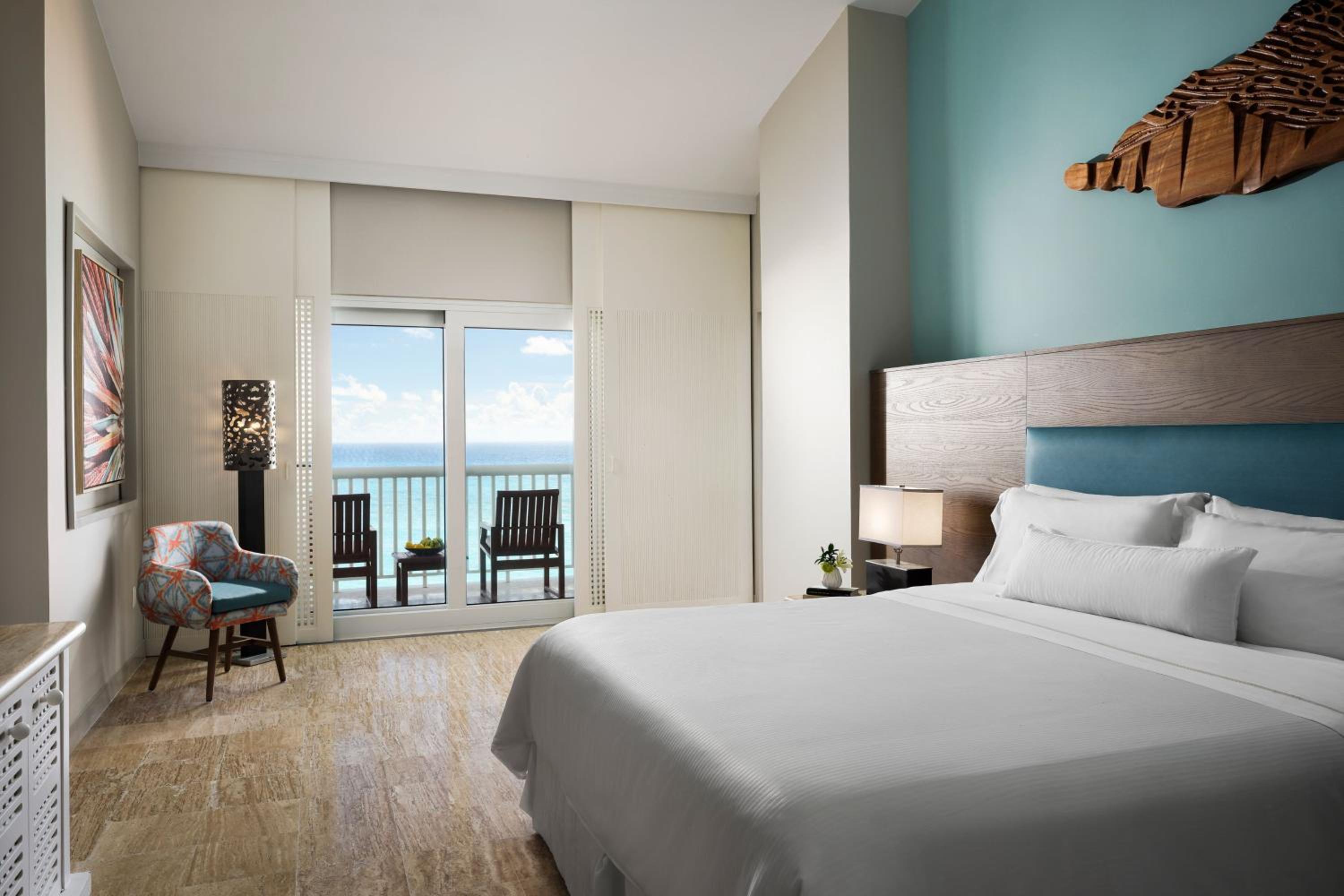 1 Bedroom, Master, Suite, King Bed, Ocean View, Balcony