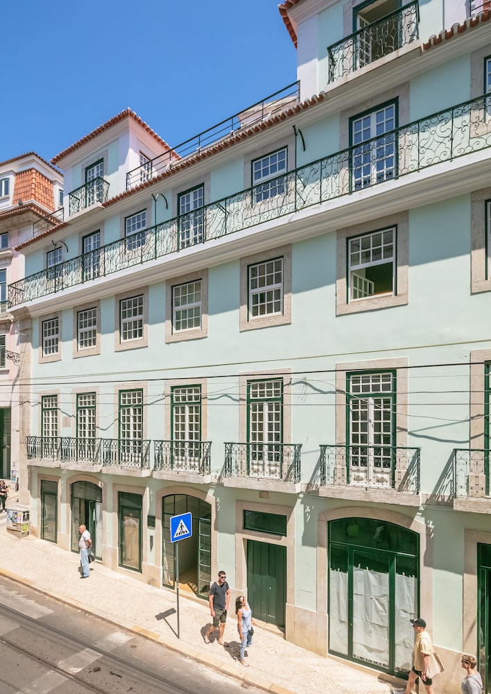 Almaria - Edificio Officina Real 3/72