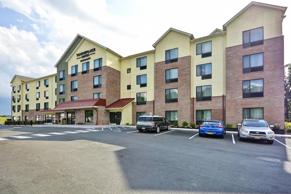 TOWNEPLACE SUITES DOVER ROCKAWAY 3/46