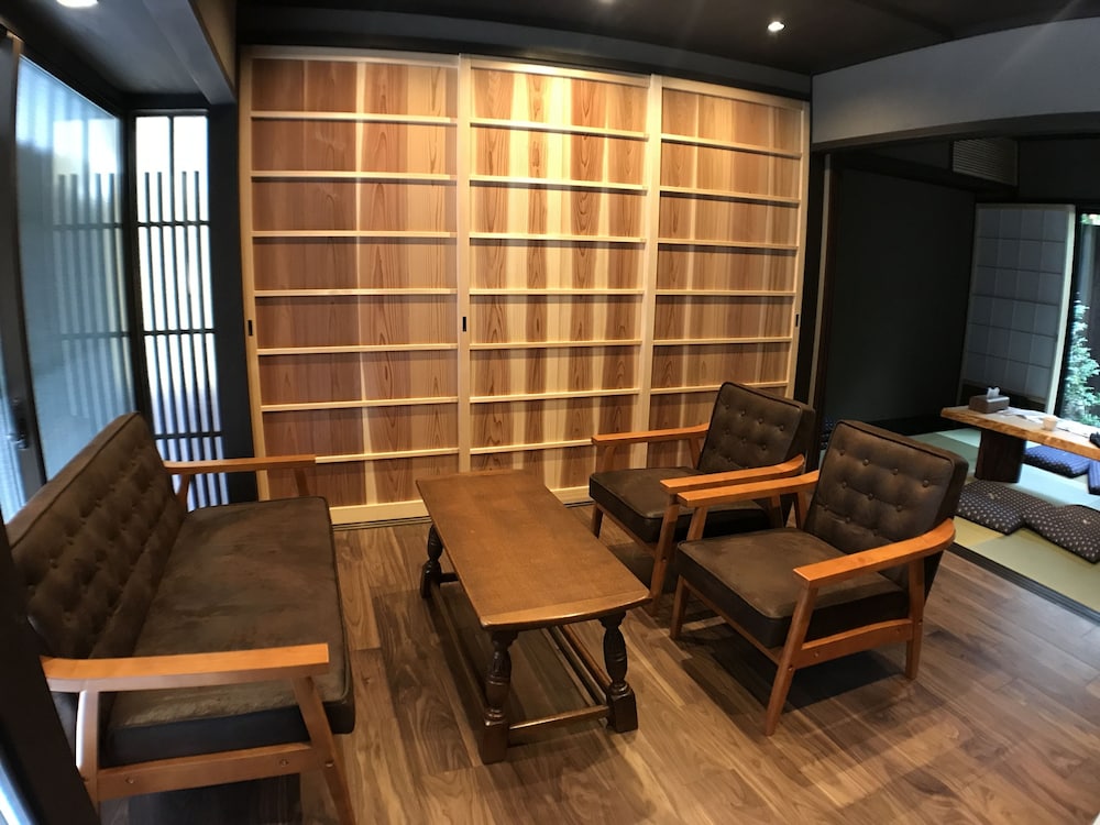 Reikaku Yasaka 34/50