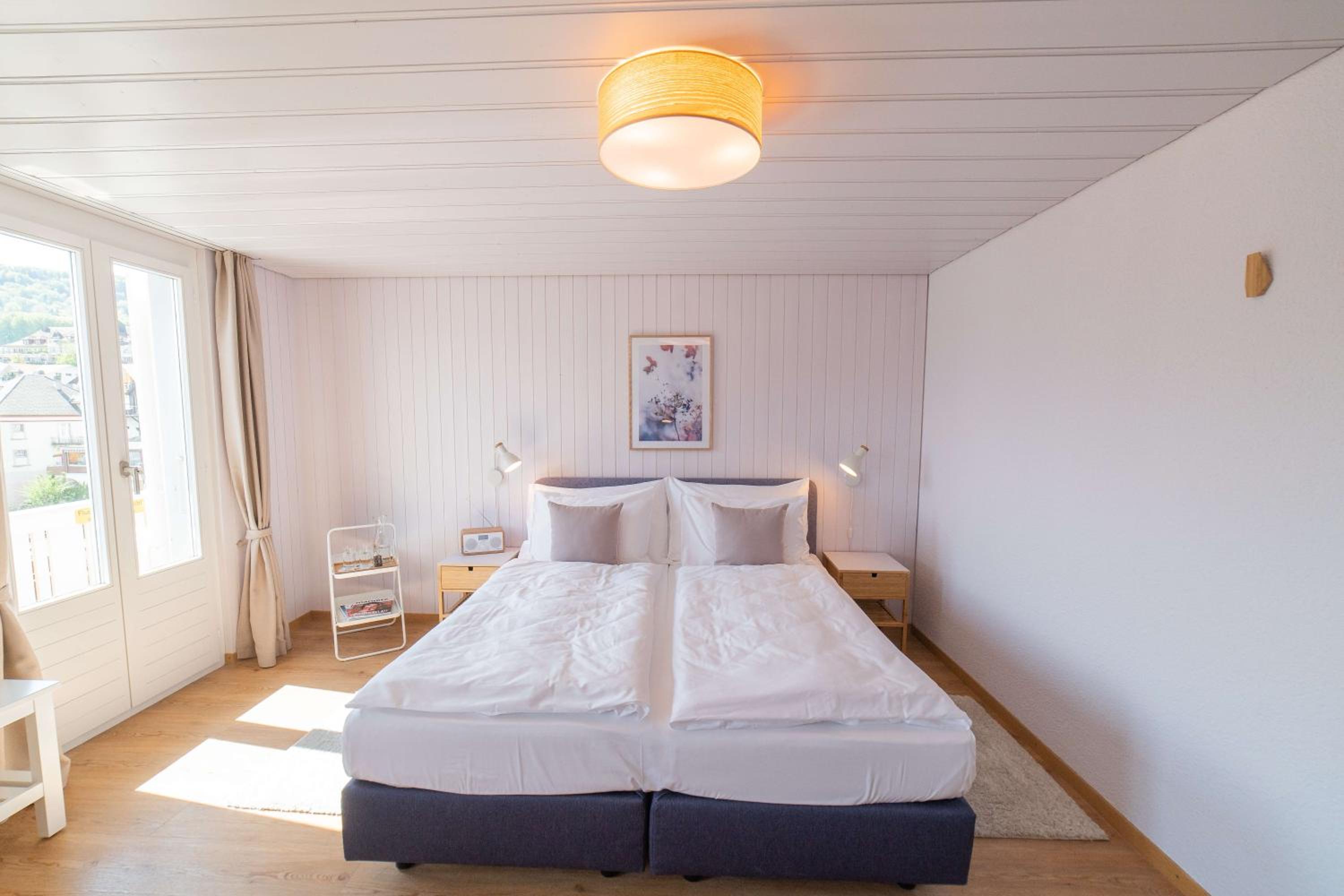 Charming, Double Bed
