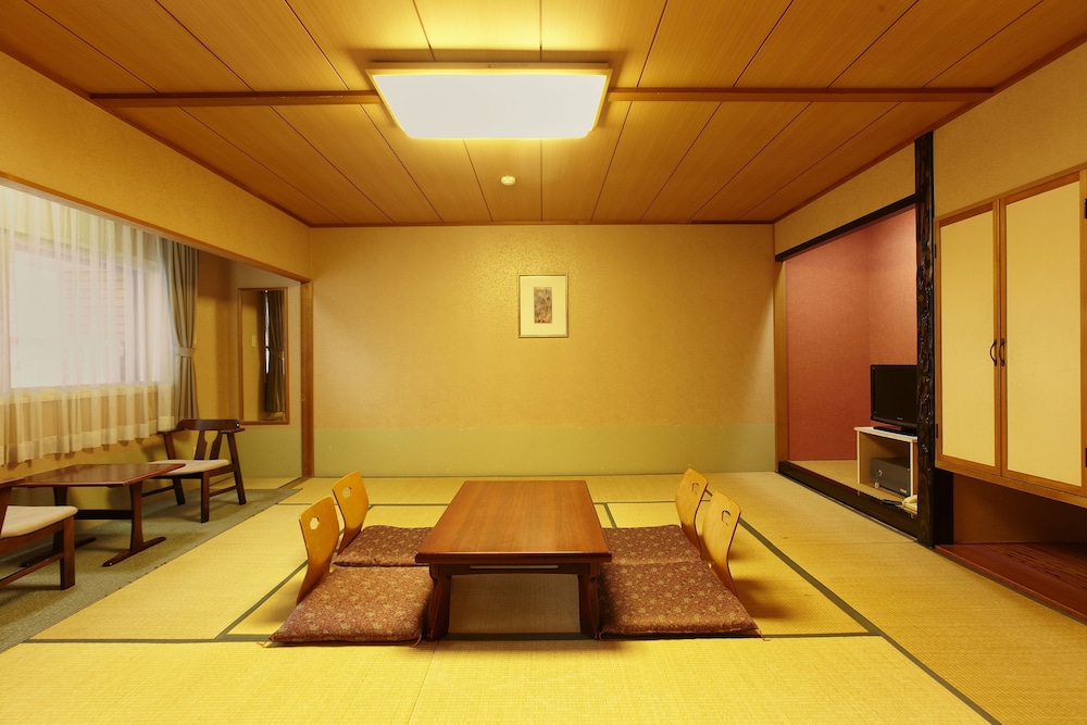 Yunohama Hotel 49/72