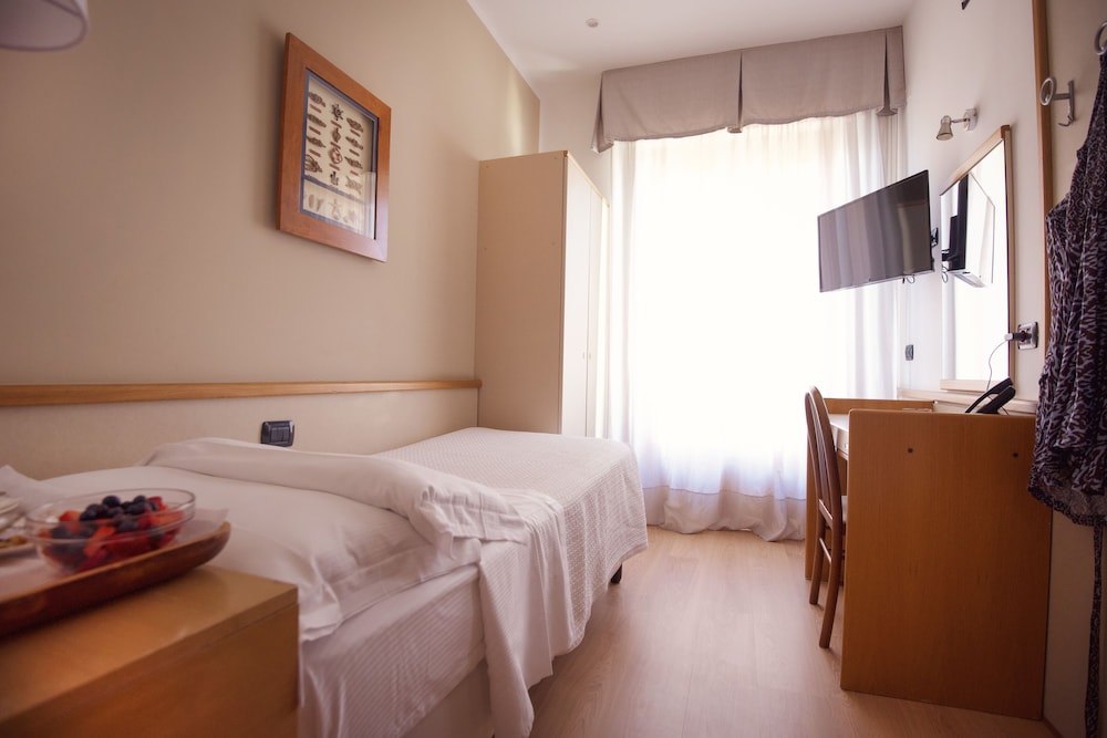 غرفة مفردة، Hotel Florida Lerici 11/17