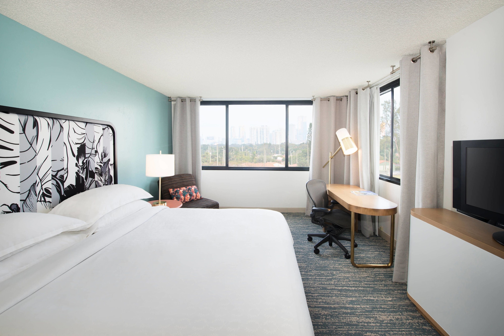 Room at Sheraton Miami Airport Hotel and Executive Meeting Center, MIAMI - FL