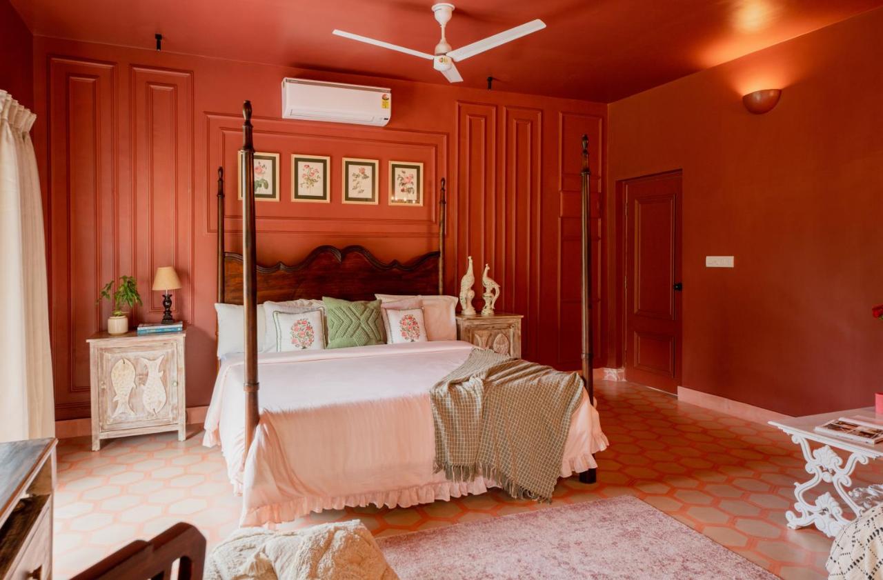 ELIVAAS BluDoor 5BHK Villa, Assagao 26/65