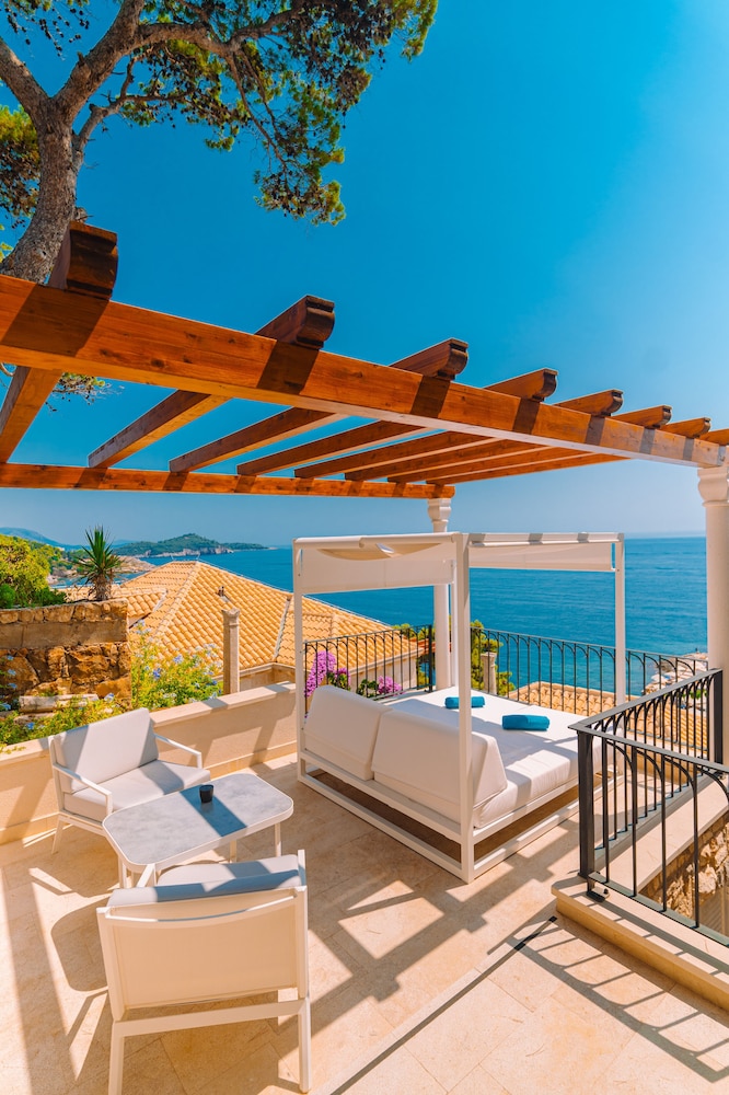 Villa Orabelle 32/50