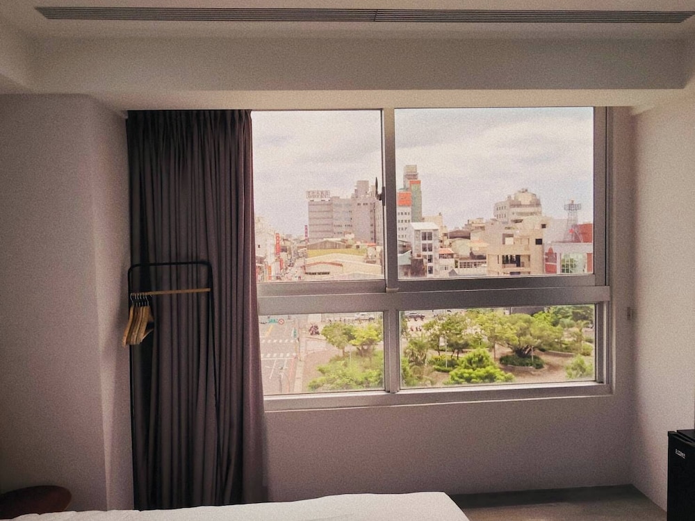 D.D Hotel 23/43