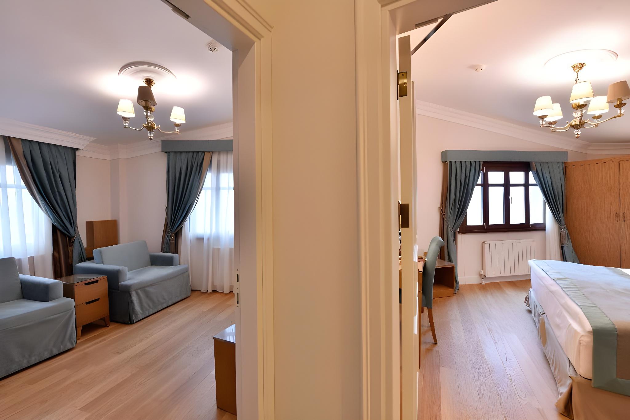 Family Suite, Family, Sea or City View