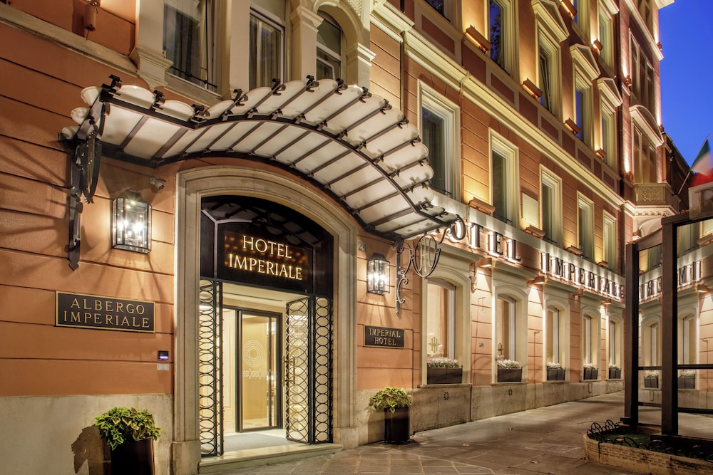 Imperiale Hotel 6/56