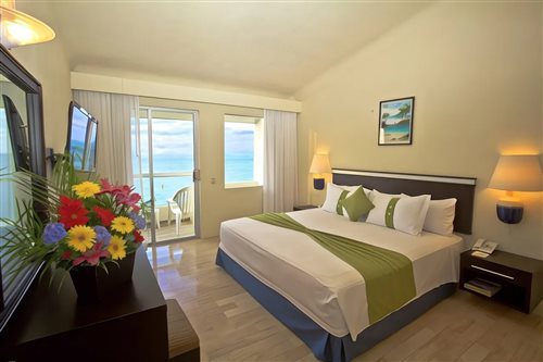 Room, Quadruple