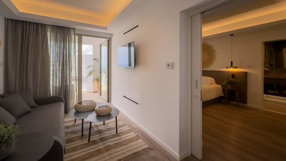 Tasia Maris Beach Hotel - Adults Only 32/49