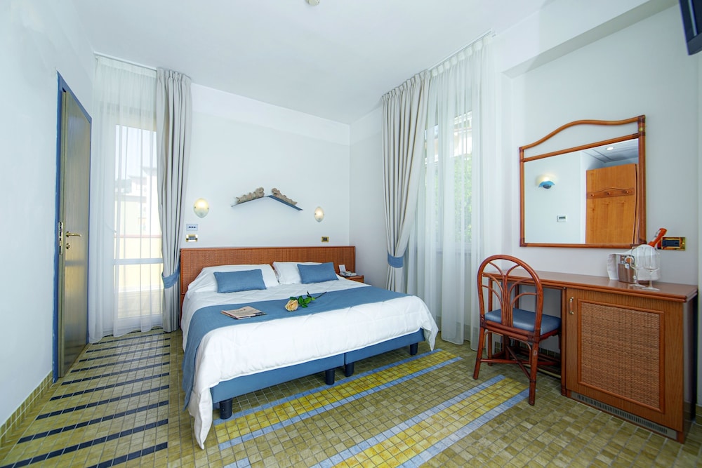 Hotel Della Baia 18/71