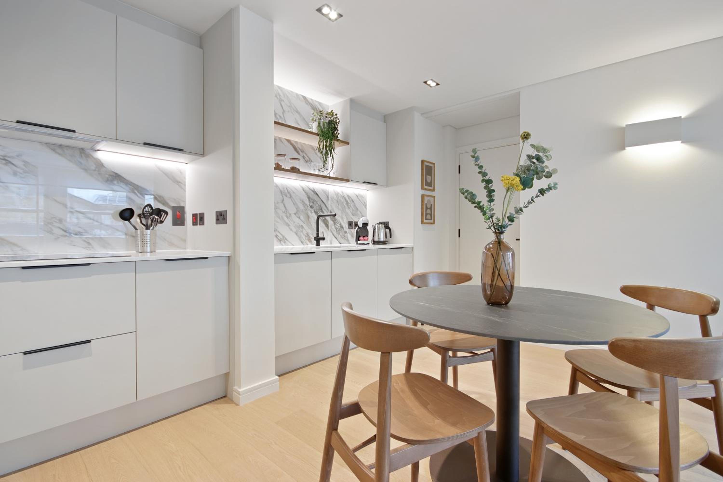 Bow Lane by Aeria Apartments 22/26