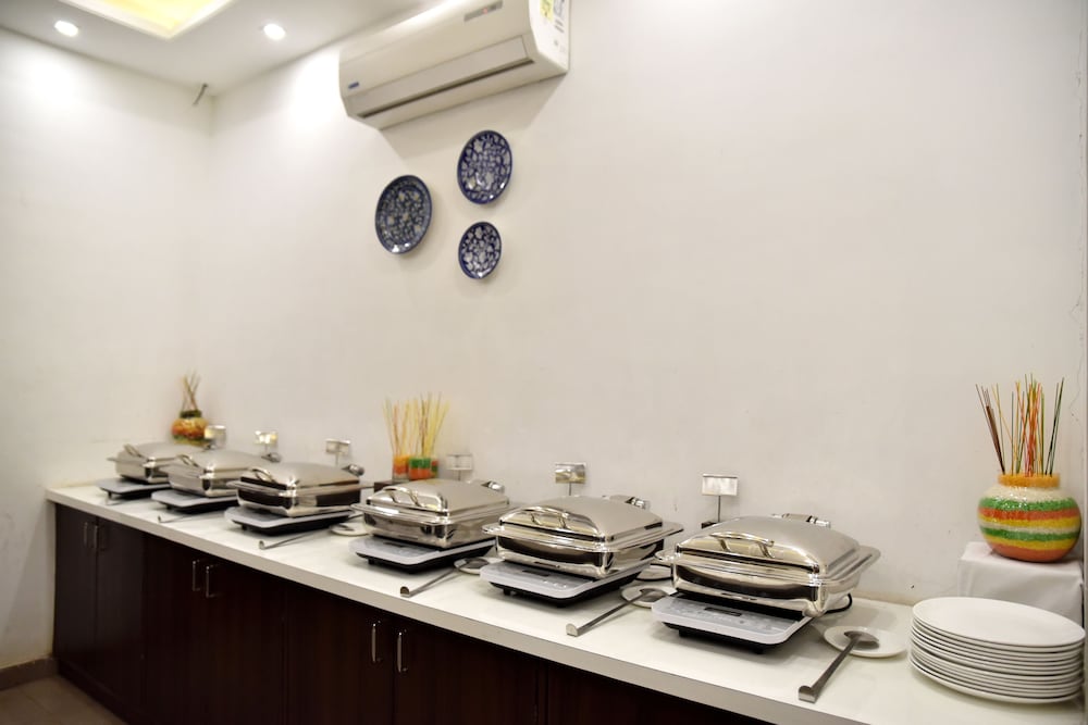 Hotel Gandharva - A Green Hotel 33/41