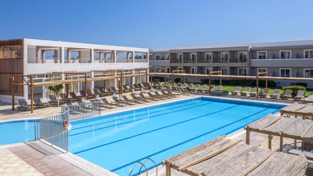 Aegean Bay Hotel 49/76
