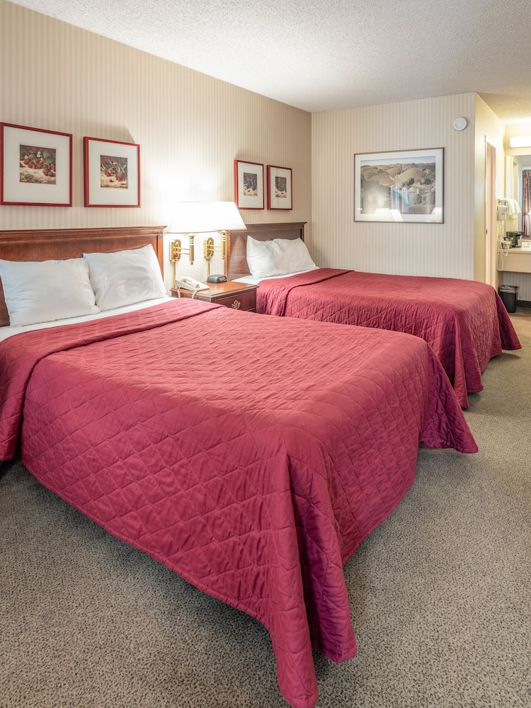 University Place Hotel Conference Center 26/51