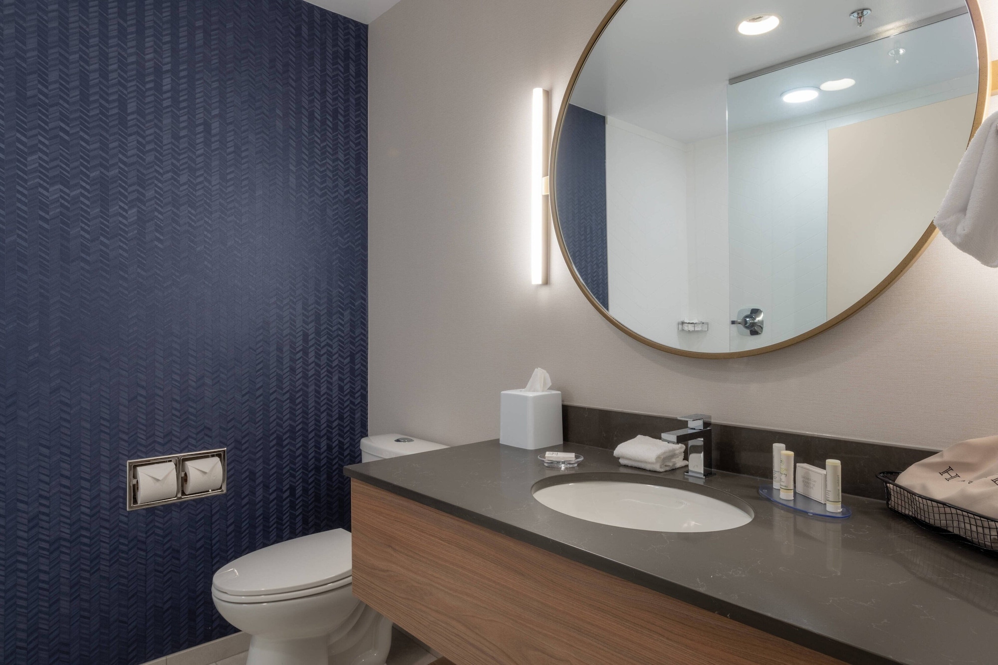غرفة بسرير كينج، Fairfield Inn & Suites by Marriott Revelstoke 9/10