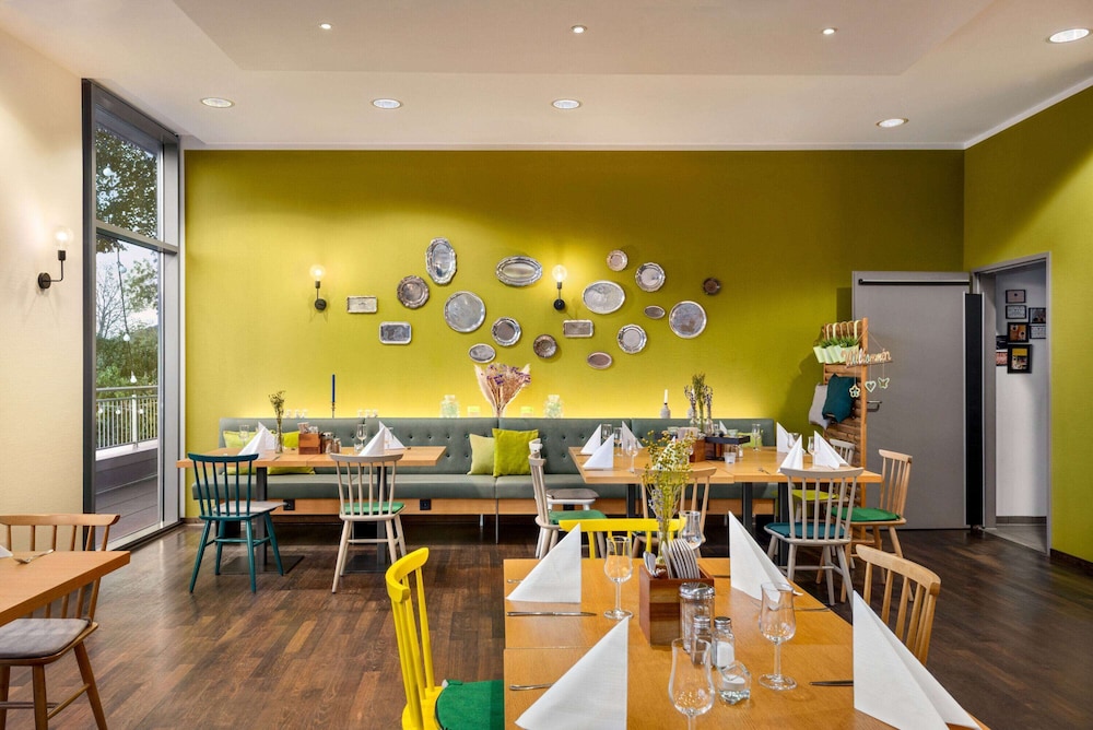 Vienna House Easy by Wyndham Wuppertal 35/50