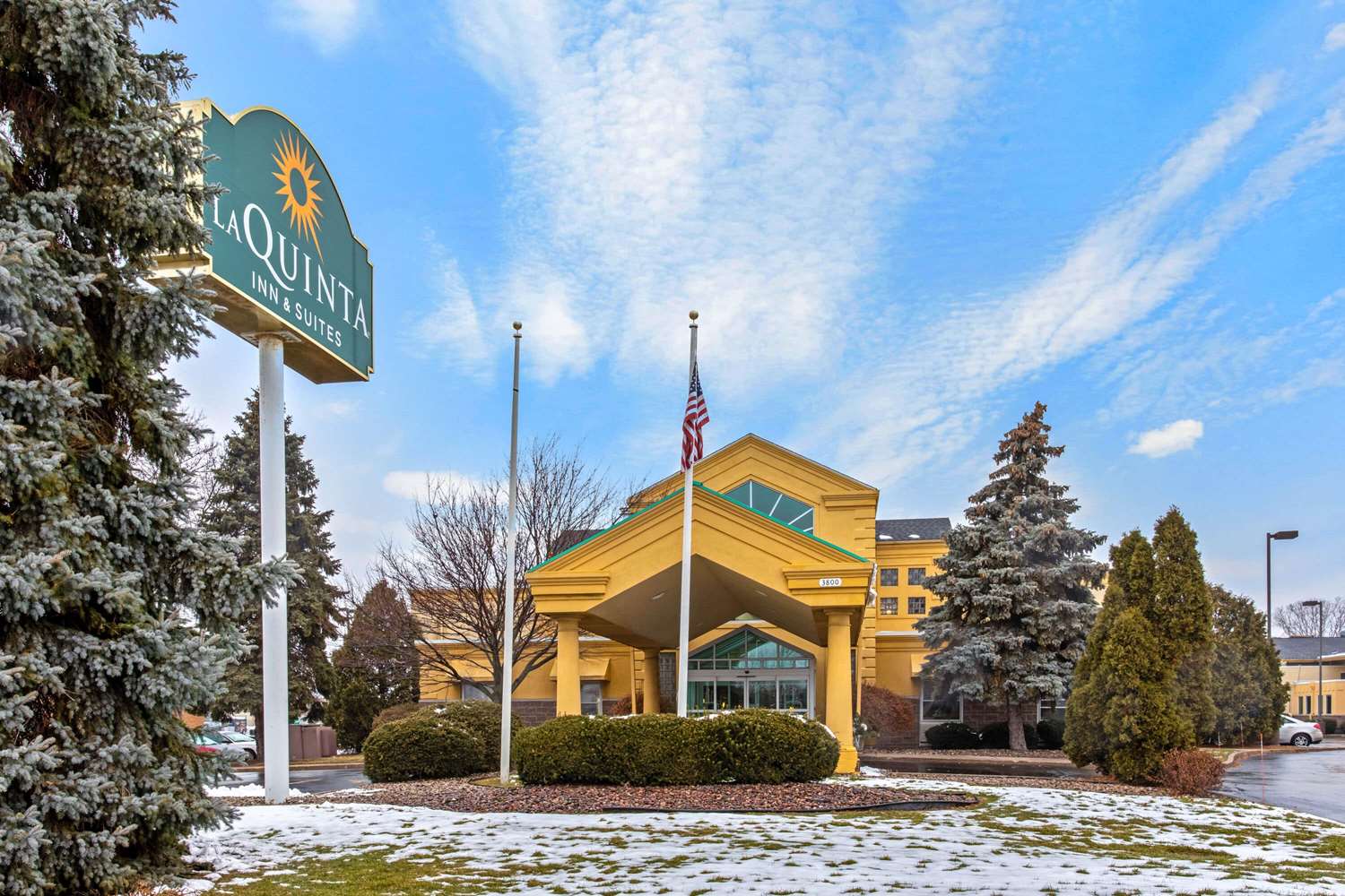 La Quinta Inn & Suites by Wyndham Appleton College Avenue 4/49