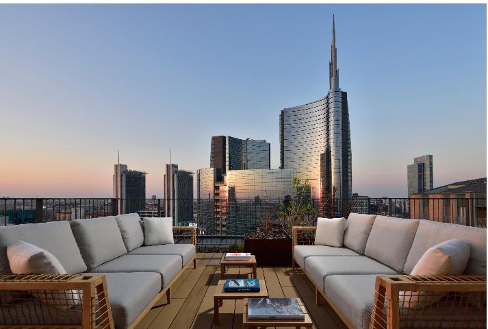Suite, with View, V Floor