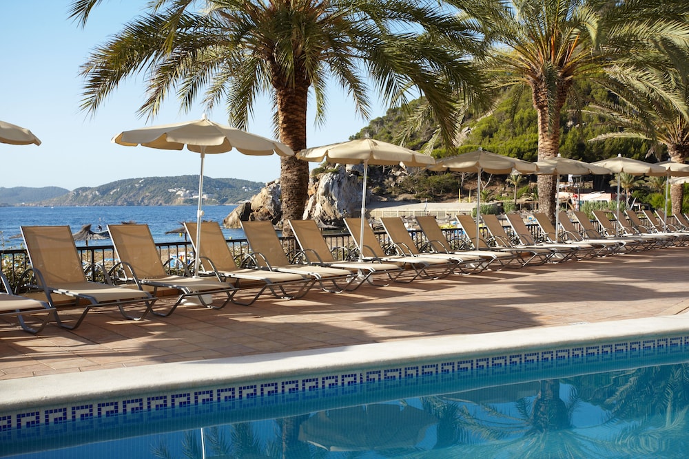 Grupotel Imperio Playa 8/40