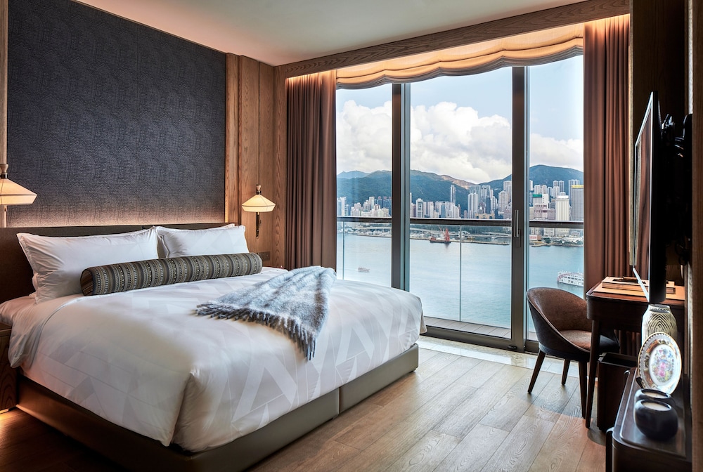 Grand Harbour One