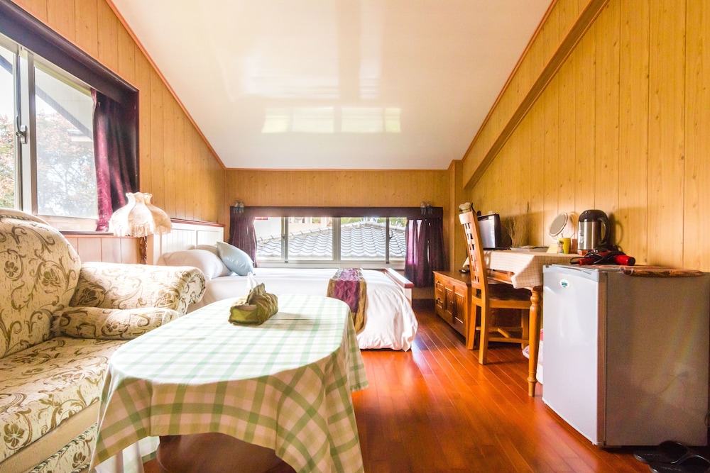 Dreamhome B &amp; B 10/50