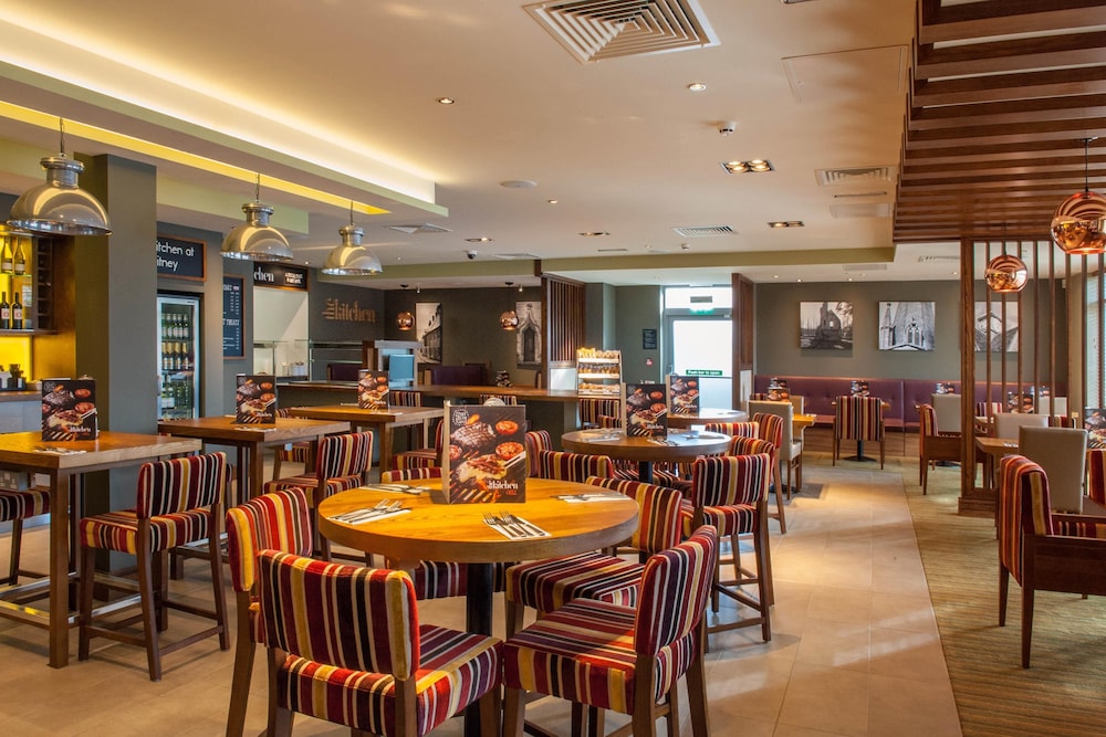 Premier Inn Witney 30/46
