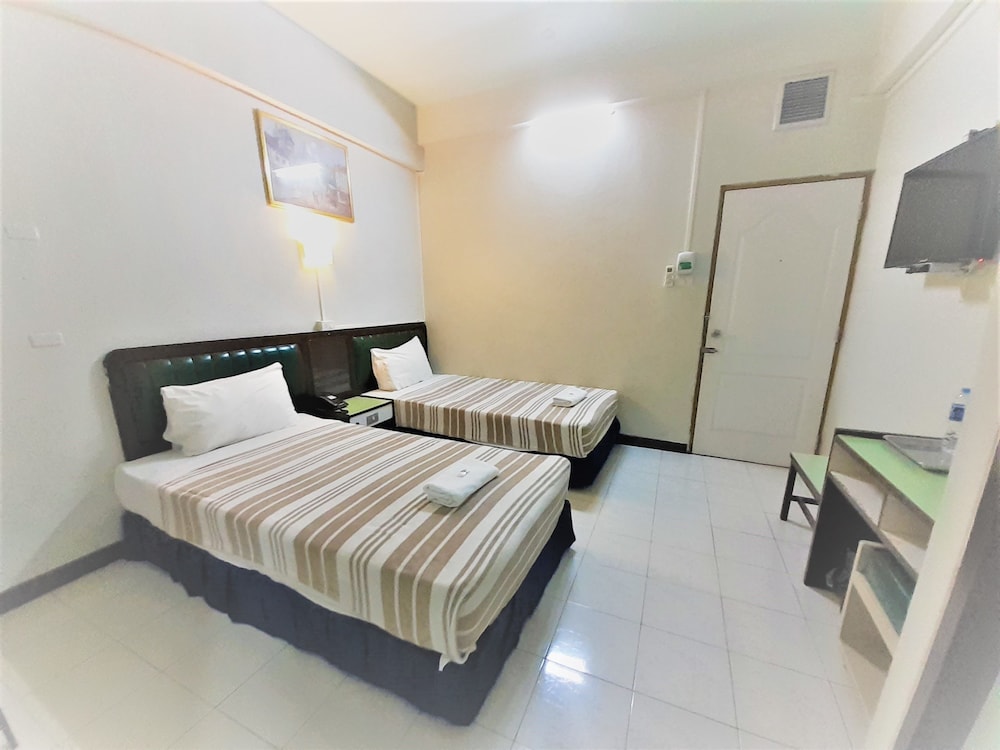 Singapore Hotel 5/46