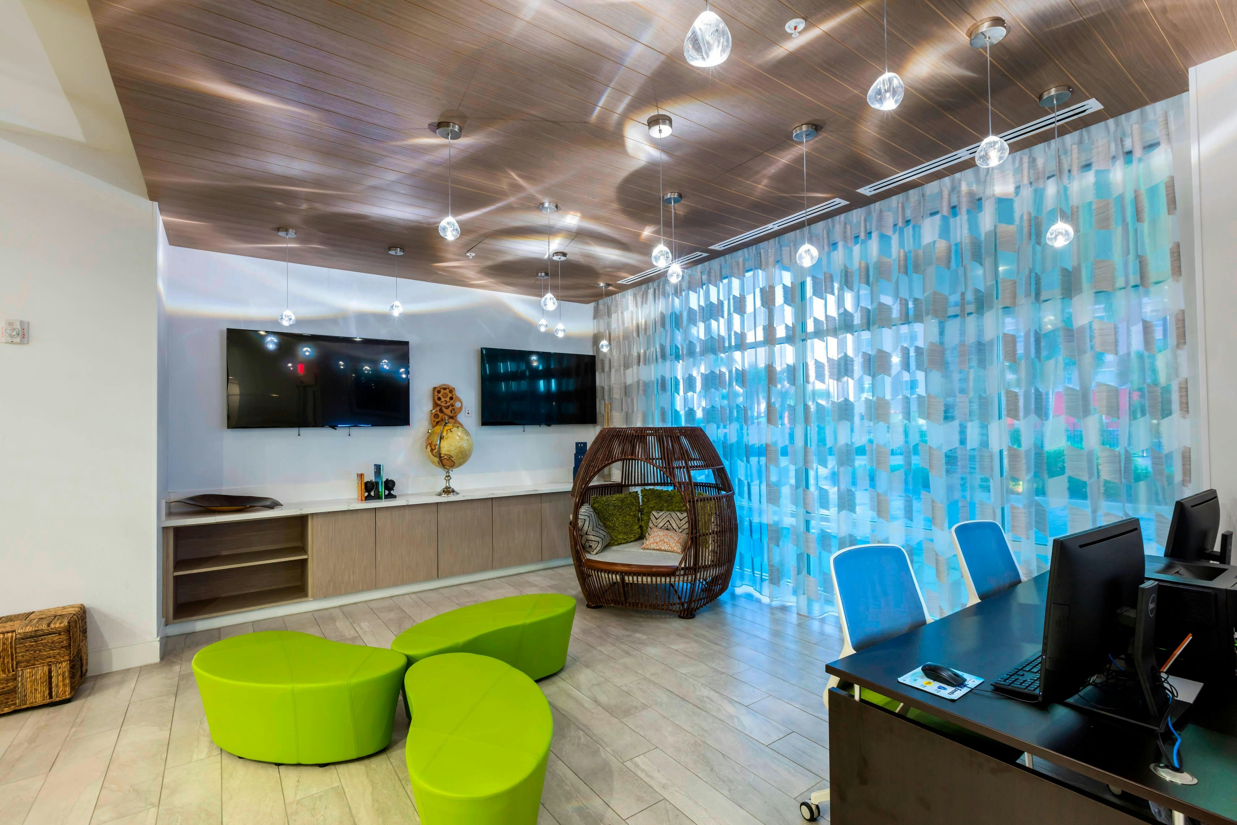 Towneplace Suites By Marriott Orlando At Sea World 32/57