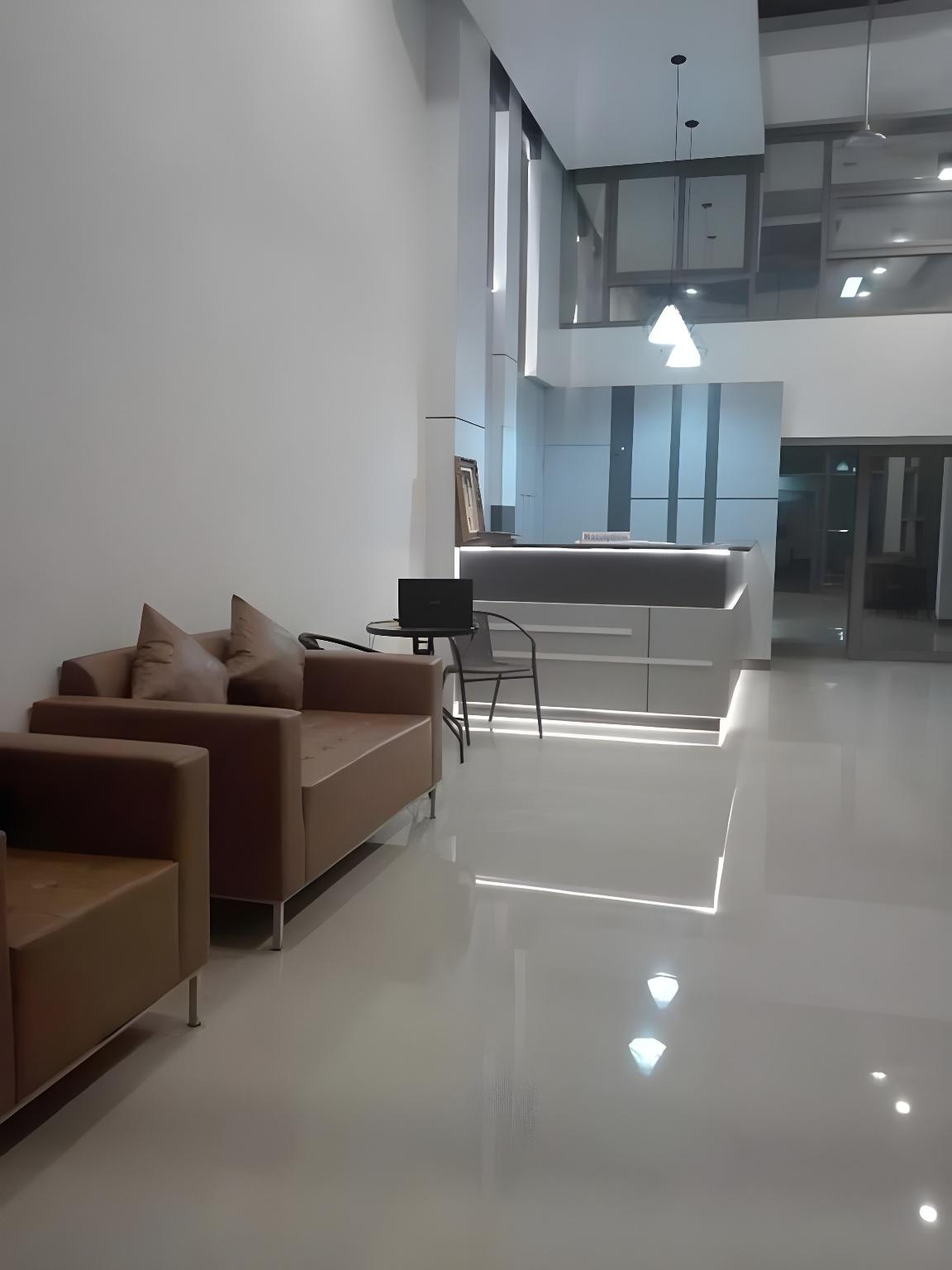 Ud House 33/43