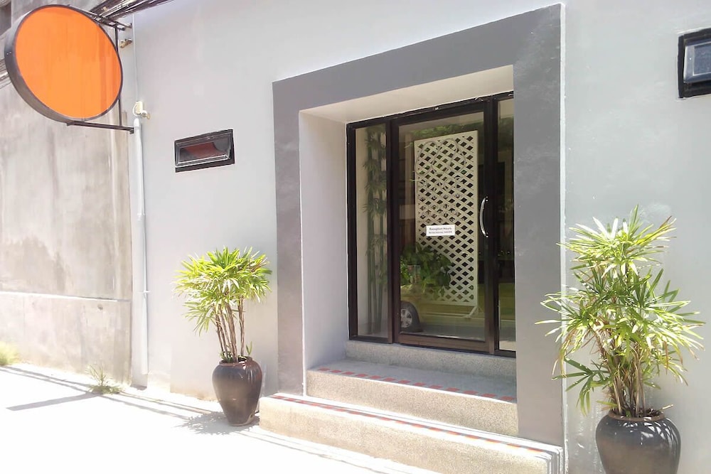 M Place 5/55